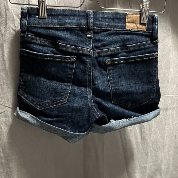 American Eagle Midi denim shorts, size 0 - Picture 2 of 2